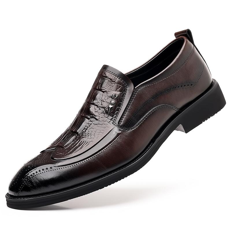 Заостренные мужские кожаные туфли с модным рисунком под крокодила, роскошные деловые мужские туфли без застежек для свадеб и отдыха на природе