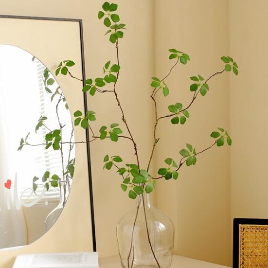 Растения с искусственными листьями. Реалистичный вид. Не требуется полив. Четкая текстура. Простота обслуживания. Имитация зеленых растений.