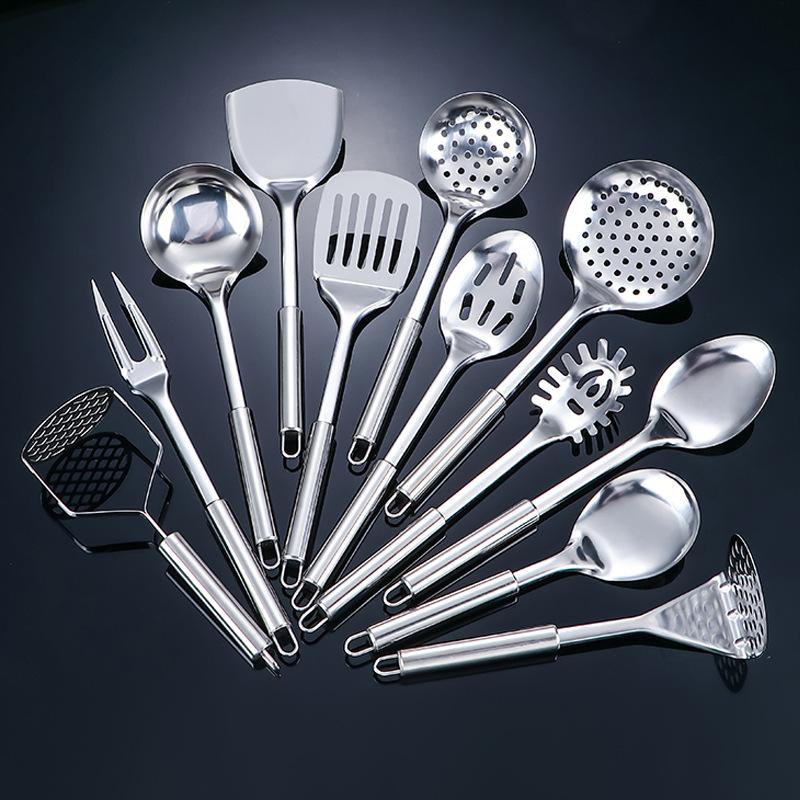 Innovative Stainless Steel Kitchen Spatulas for Enhanced Cooking of Steaks and Eggs in Kitchen