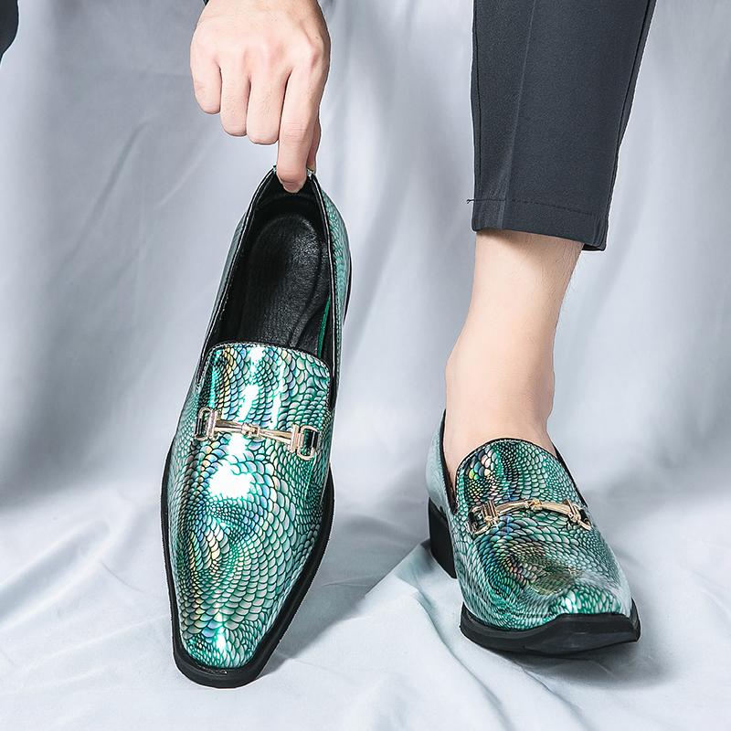 Мода Роскошь Дизайнерская Мода Остроносые Туфли Слипоны из Глазурованной Кожи Мужские Повседневные Лоферы Деловая Формальная Обувь Zapatos Hombre