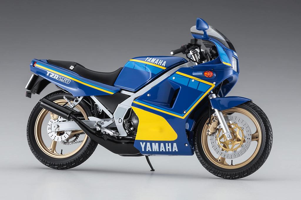 Hasegawa Yamaha TZR250 Faraway Blue Пластиковая модель 21737 1/12 (1КТ)