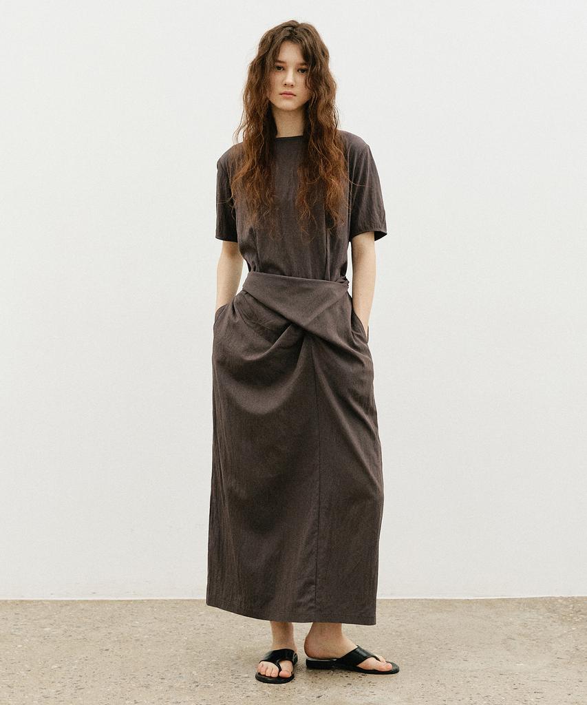 Artid Drape Short Sleeve Long Dress_Charcoal