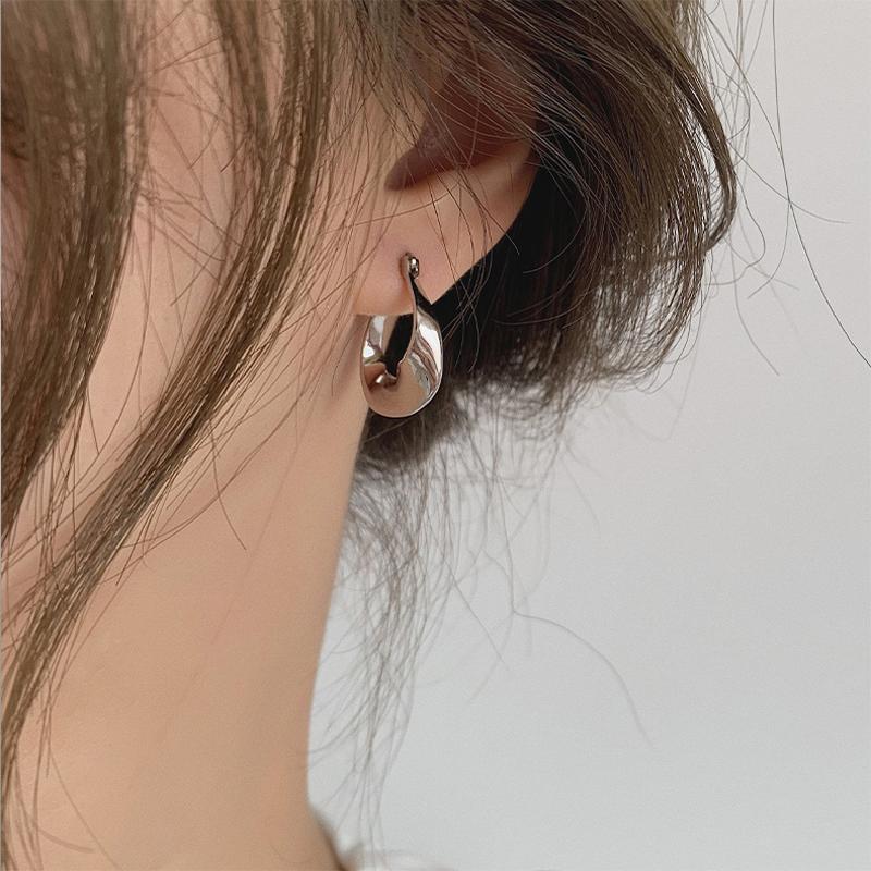 VENTFILLE 925 Sterling Silver Irregular Twist Hoop Earrings For Women Temperament French Retro Jewelry Party Gifts Dropship