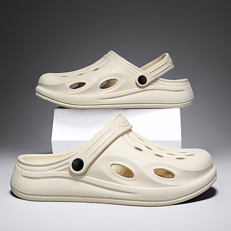 2025 Summer New Hole Shoes for Men Breathable and Comfortable Garden Clogs Slippers Anti Slip Beach Sandals Shoes