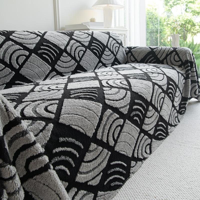 Polar Fleece Plush Sofa Cover Cloth Thickness Anti Slip Sofa Towel Geometric Print Couch Seat Cushion Mat Full Coverage Blanket