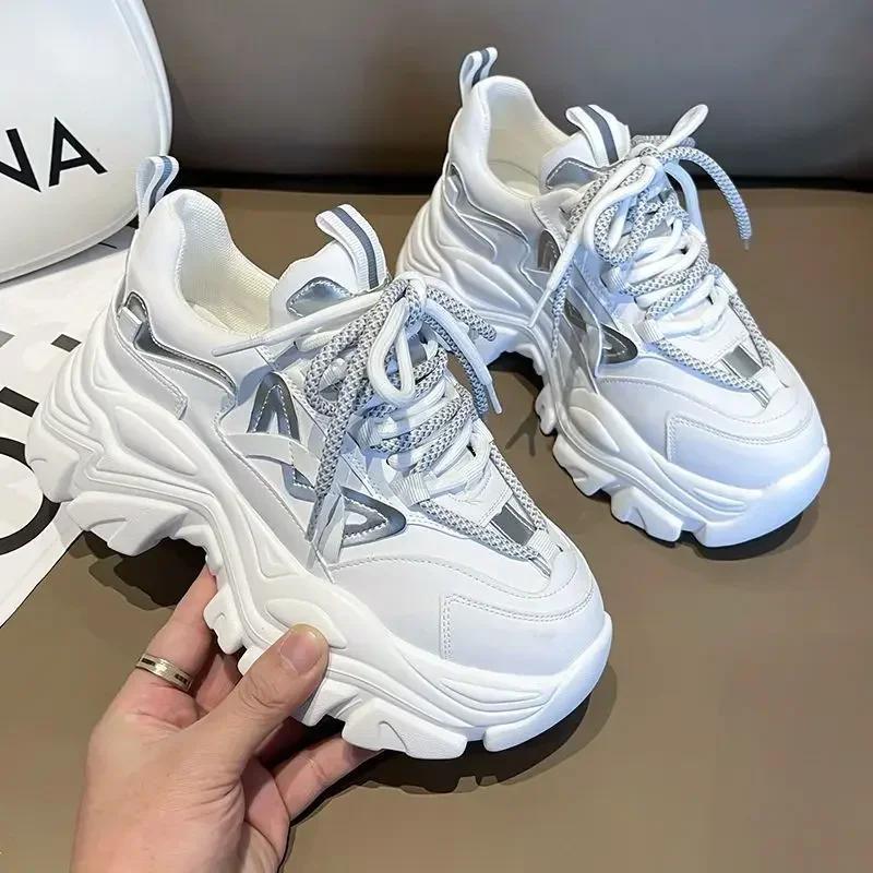 Sports Woman Footwear Korean High On Platform Sneakers Shoes for Women Athletic Walking Vulcanized Shoe Comfortable and Elegant
