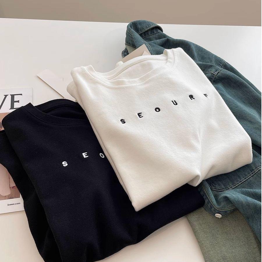 Женская модная футболка с вышивкой и короткими рукавами - Матовая, приталенного кроя, однотонная футболка с круглым вырезом для осени