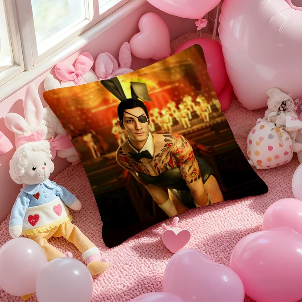 Love GGoro Majima YYakuza Pillow Case Soft Plush Fabric DoubleSided Printed Cushion Cover Warm Winter Sofa Pillow Case