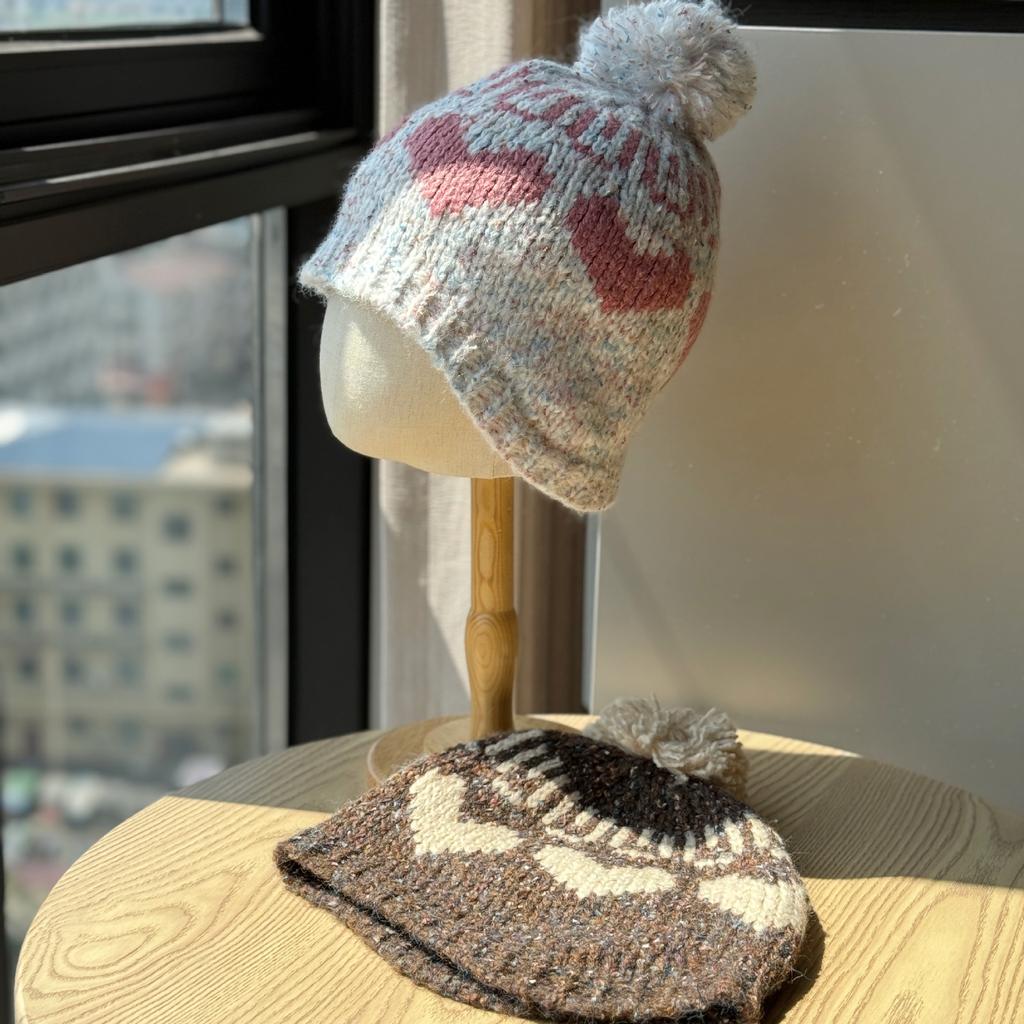 Холодная шапка в стиле Fair Isle с помпоном, защитой ушей, шерстяная шапка для женщин, теплая, универсальная вязаная шапка на осень и зиму
