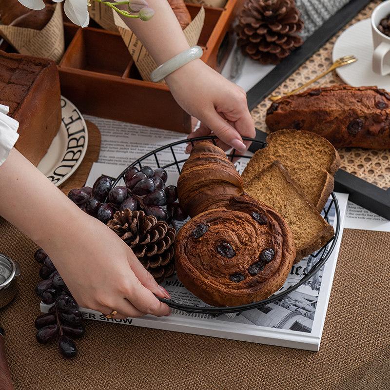 Искусственный Шоколадный Хлеб Симуляция Ржаной Тост Модель Поддельный Поддельный Торт Французский Багет Украшения Образцы для Витрины Пекарни