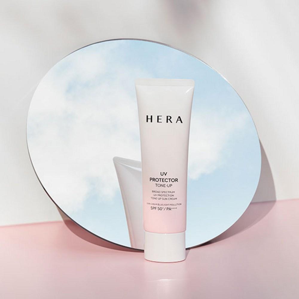 Hera Тонизирующий солнцезащитный крем UV Protector SPF50+ PA++++, 50 мл, 1 шт.