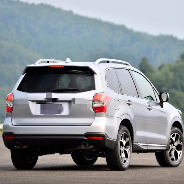 Накладка на задний фонарь для Subaru Forester 2013-2015