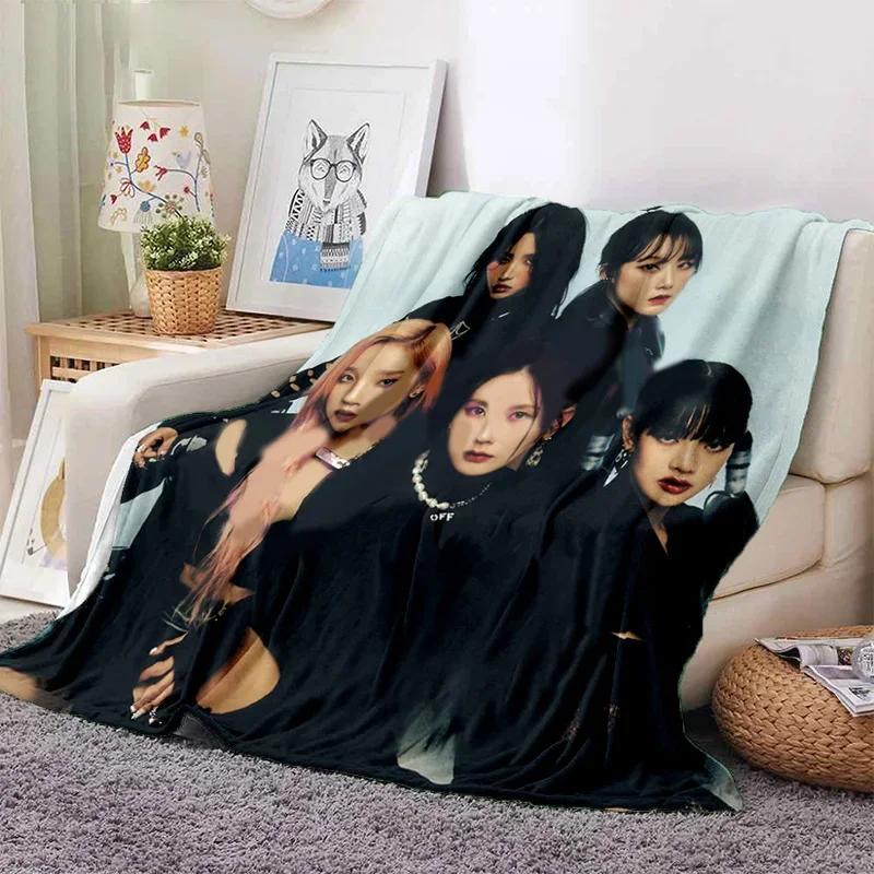 K-pop женская группа (грамм)I-DLE Миён Минни Соён Плед Neverland Подарок фанатам Диван Офис Кровать Взрослый Дорожный Покрывало Фланелевый плед