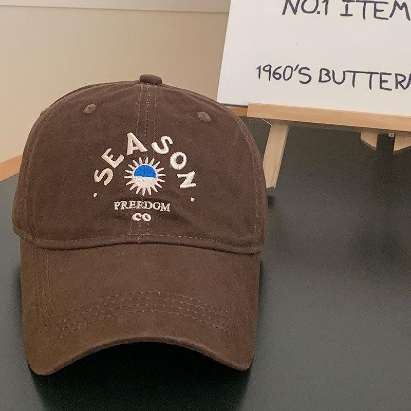 Женские шляпы Новые весенне-летние Маленькие, подчеркивающие лицо, Корейская версия Универсальная глубокая тулья Японская повседневная бейсболка