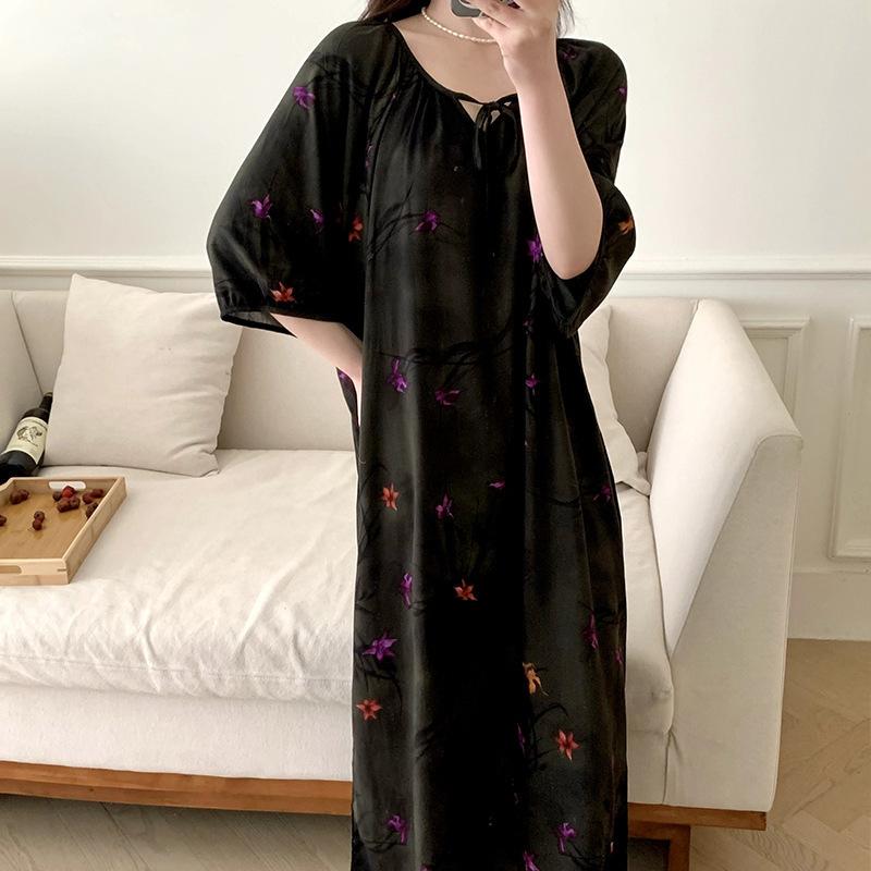 1011 new cotton and silk nightdress women's high-end printing short-sleeved long dress large size thin can be worn outside loungewear