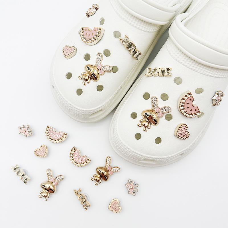Милые пряжки для обуви Crocs в виде морских звезд и ракушек из смолы с высококачественными цветочными аксессуарами