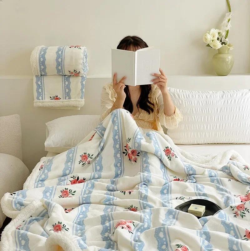 Молочное бархатное одеяло детское одеяло утолщенное бархатное одеяло ягненка утолщенное двухстороннее бархатное обеденное одеяло