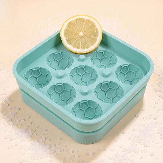 9-Compartment Covered Silicone Ice Cube Mold Dust-Proof Draining Design Ice Maker