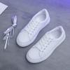 Звезда с теми же классическими весенне-осенними женскими повседневными маленькими белыми туфлями, корейская версия модных студенческих дышащих кроссовок на плоской подошве