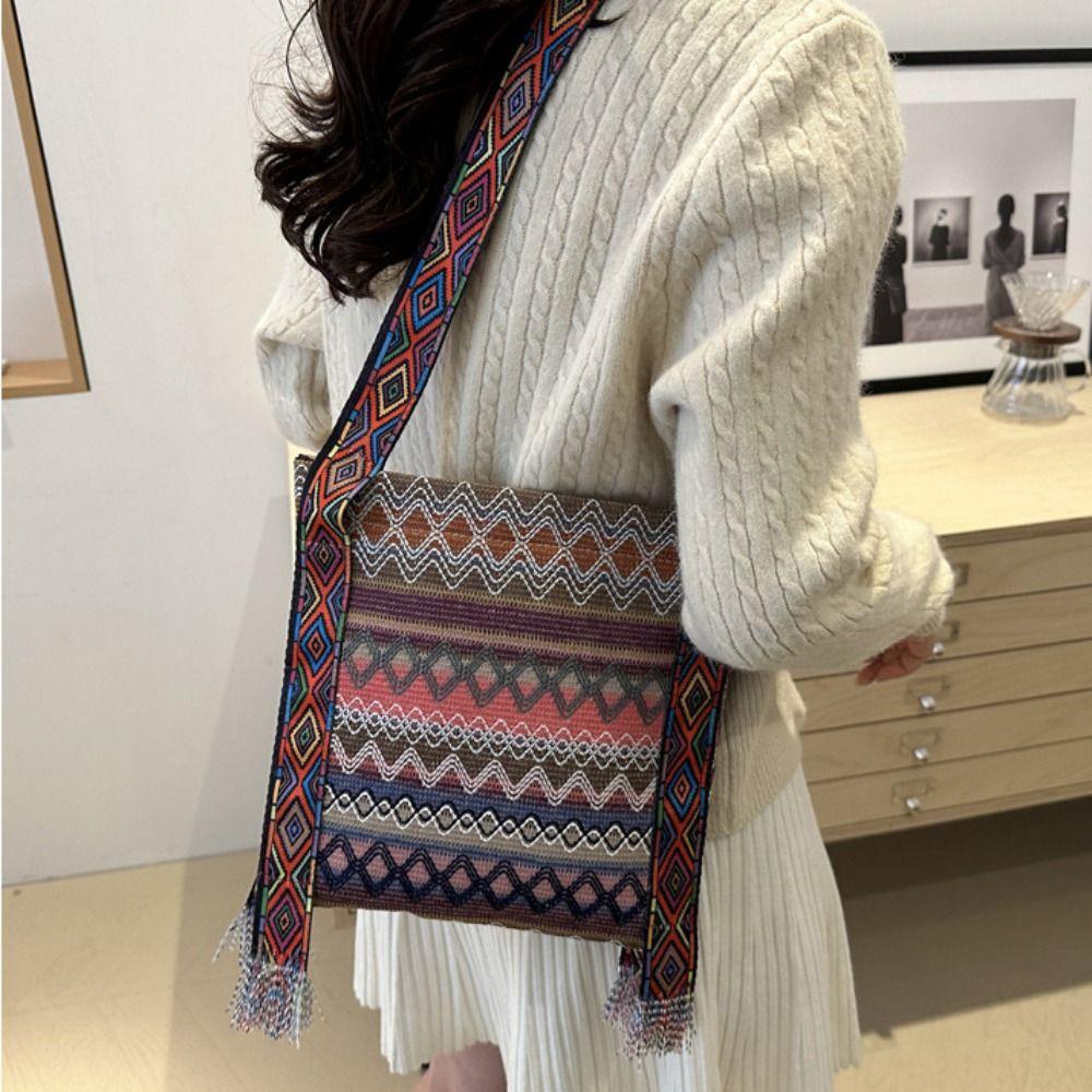 Tassel Ethnic Style Crossbody Bags Woven Bag Bohemian Shoulder Bag Fringe Shoulder Bag Travel