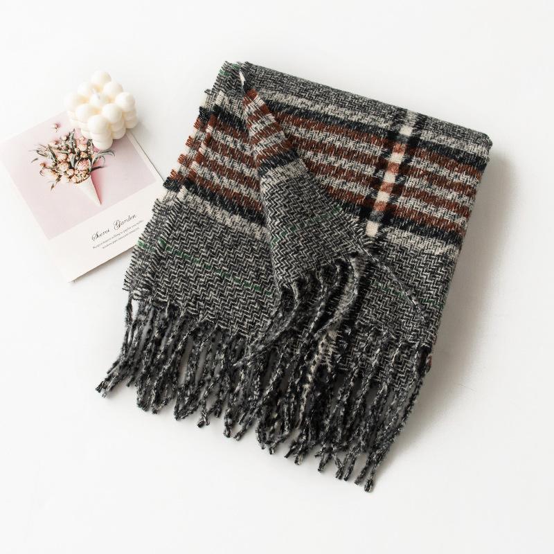 Autumn And Winter Square Plaid Scarf Women'S Versatile Elegant Casual Style Cold-Proof Shawl Fashionable Commuter Warm Neck Scarf