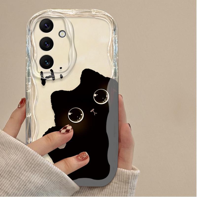 Милый чехол с черным котом с большими глазами для Samsung Galaxy A16 A06 A55 A35 A25 A15 A05 A05S A54 A34 A24 A14 A73 A53 A33 A23 A13 A52 A32 A22