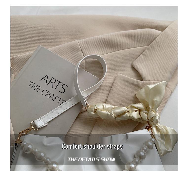 В наличии: Женская летняя сумка кроссбоди на жемчужной цепочке в корейском стиле 2024