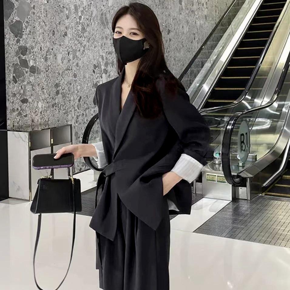 Корейский костюм-двойка Socialite 2024 со шнуровкой: Женский свободный стиль весна/осень