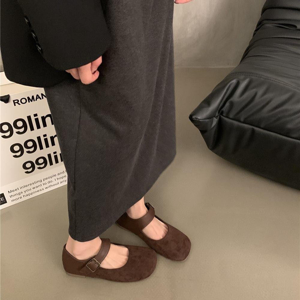 Модные ретро туфли Мэри Джейн с матовой кожаной пряжкой на плоской подошве 2024 весна-осень новые мягкие однотонные лоферы с круглым носком повседневные одинарные балетки