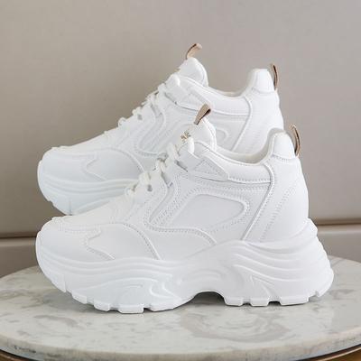 Белые женские кроссовки на платформе, весенние вулканизированные туфли на толстой подошве со шнуровкой, женская дышащая спортивная обувь из искусственной кожи