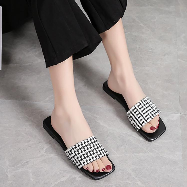 Women's Summer Clip On Outdoor Flat Bottomed Slippers Casual Square Head Leopard Print Beach Vacation Sandals 35-42