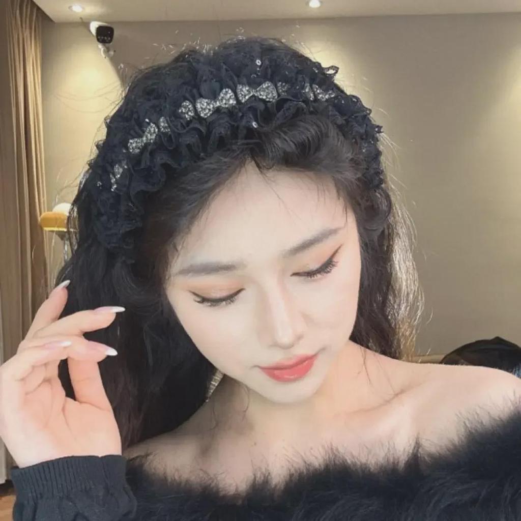 Elegant Black Braided Rhinestone Headband - Fashionable, Lightweight Accessory for Women