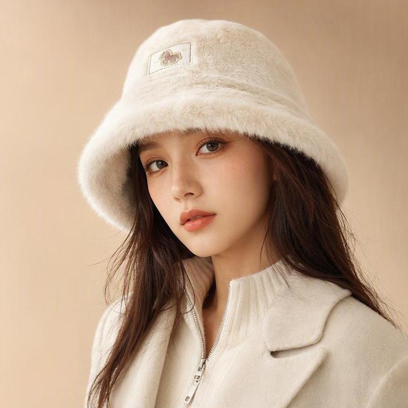 Winter thickened warm bucket hat cloth label pony basin hat soft waxy skin-friendly hat women's windproof plush hat