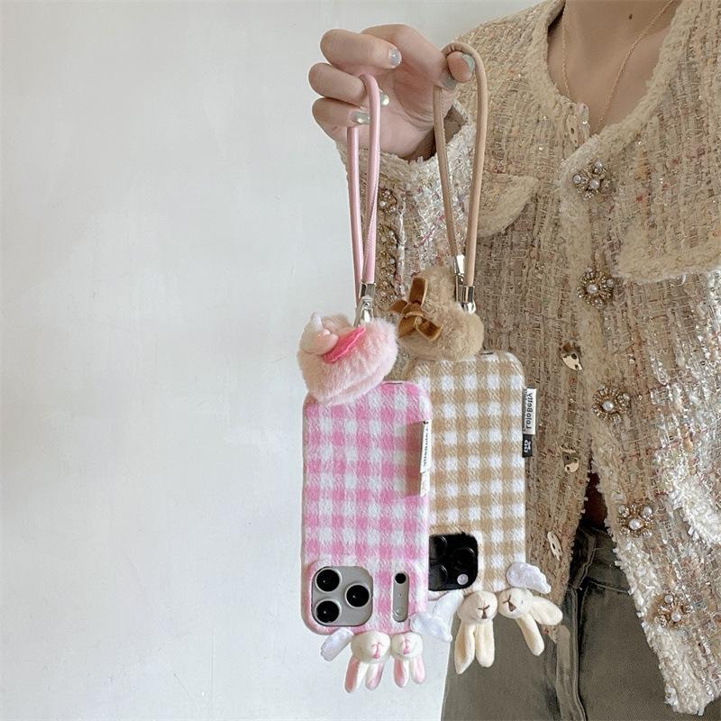 Бархатный 3D чехол с ушками кролика для iPhone 17/16 Pro Max/15/14: Осенне-зимняя версия.