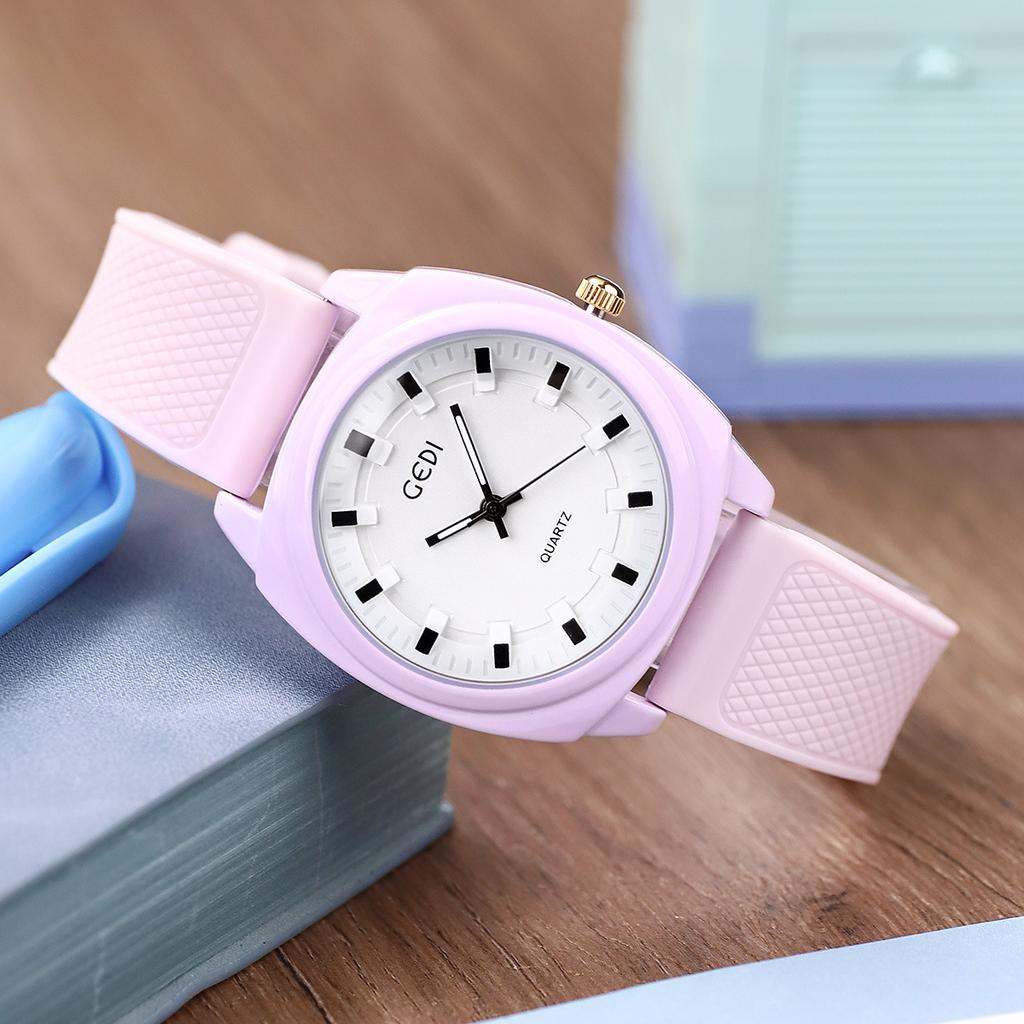 Watch Female Student Junior High School Student Exam Silicone Belt Simple Temperament Waterproof Daily Quartz Watch