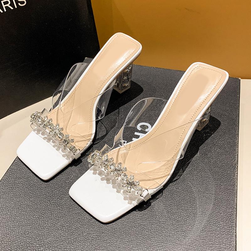 Крутые тапочки женские летние для улицы Новогодние прозрачные со стразами темпераментный толстый каблук хрустальные туфли на высоком каблуке женские