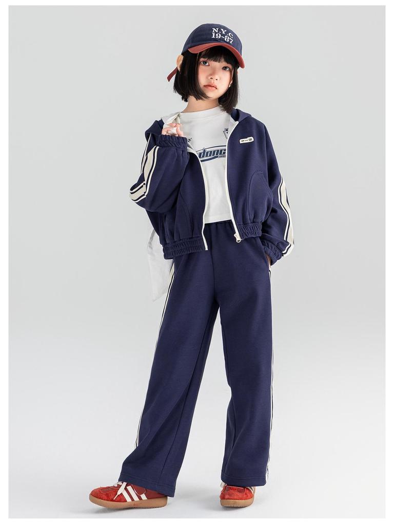 Комплект спортивной одежды в полоску для девочек Tao Town - Модный повседневный костюм-двойка для детей