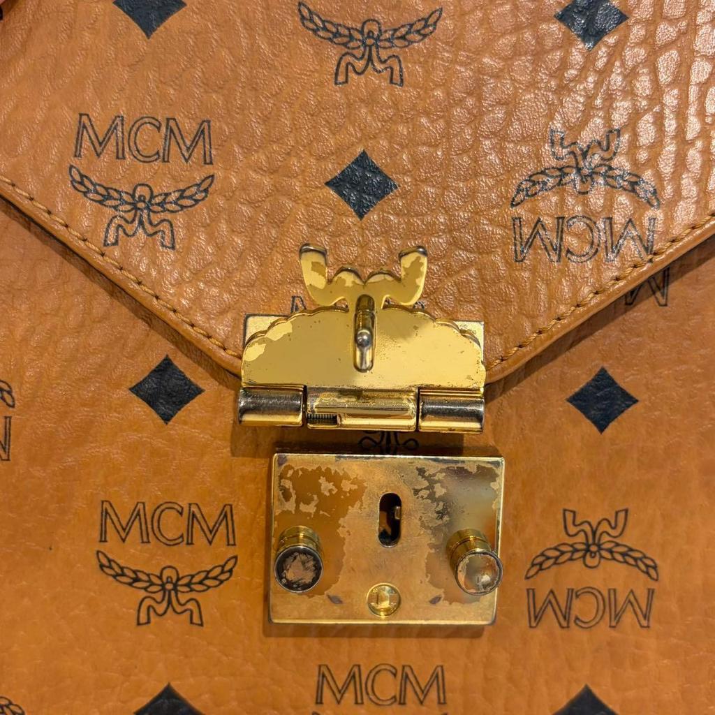 [Pre-Owned] Pasetia Visetos Monogram Coated Canvas Crossbody Bag - Very Good #1Y2F62A