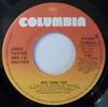 7-дюймовая пластинка JAMES TAYLOR JOHN DAVID SOUTHER Her Town Too 1160514 Columbia 1981 Канада Рок Б/у