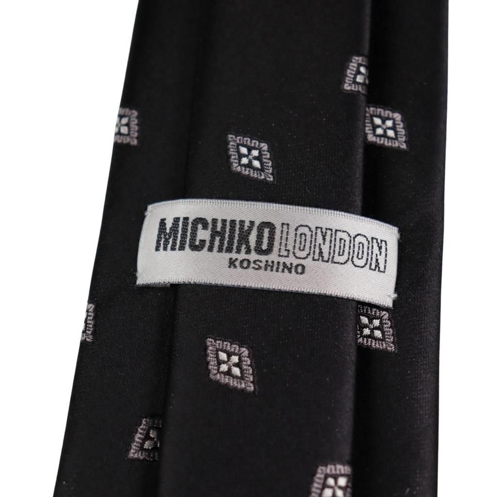 [Michiko London] Ткань с подкладкой, устойчивая к сминанию, для дополнительного объема. Сделано в японии. Галстук бренда KOSHINO. Мелкий узор. 100% шелк. Унисекс.