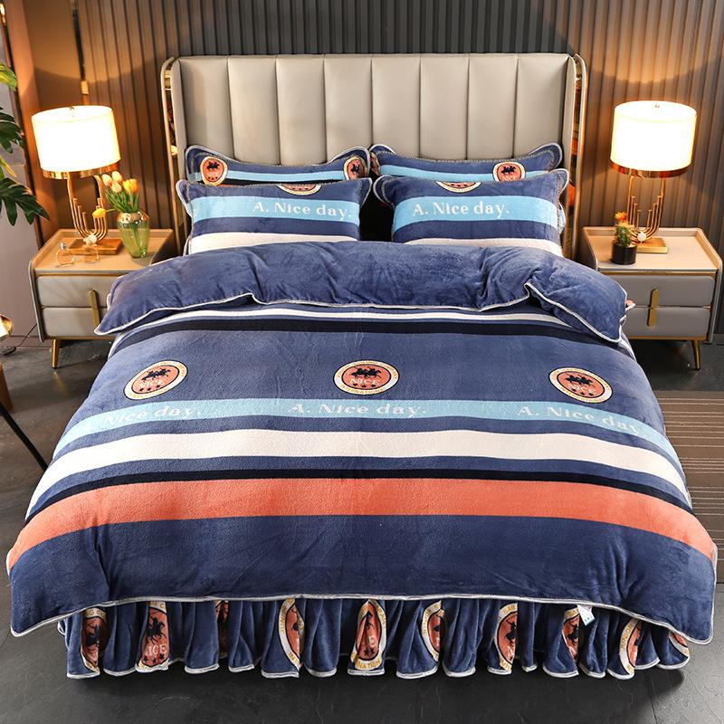 Комплект из 4 предметов плюшевого осенне-зимнего комплекта из утолщенного теплого флиса, простыни, пододеяльника с принтом, подзора для кровати, комплект для дома