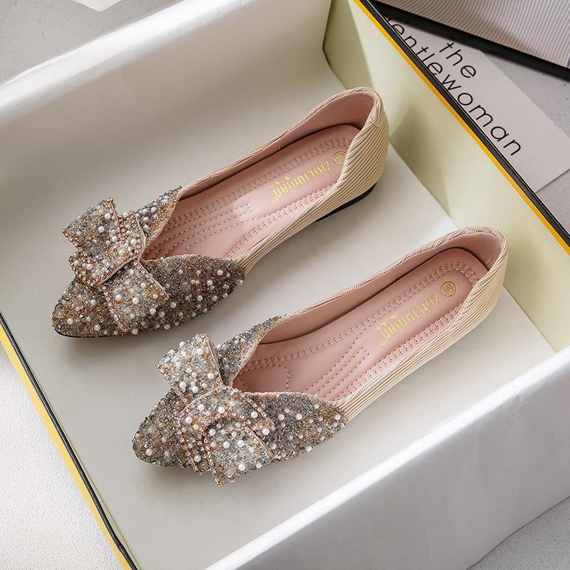 Pointed Single Shoes Women's New Shallow Mouth Rhinestone Flat Bottom Ladyshoes Soft Sole Large Size Women's Shoes One