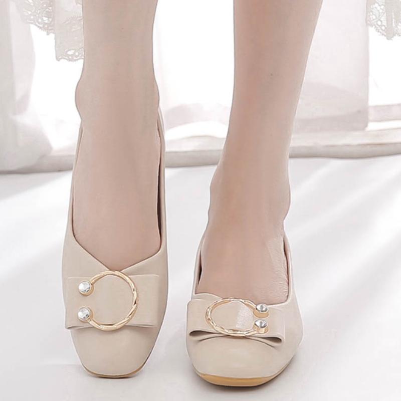 Туфли женские весенние и осенние женские туфли-лодочки однотонные с квадратным носком и неглубоким горлом с металлическими украшениями женские