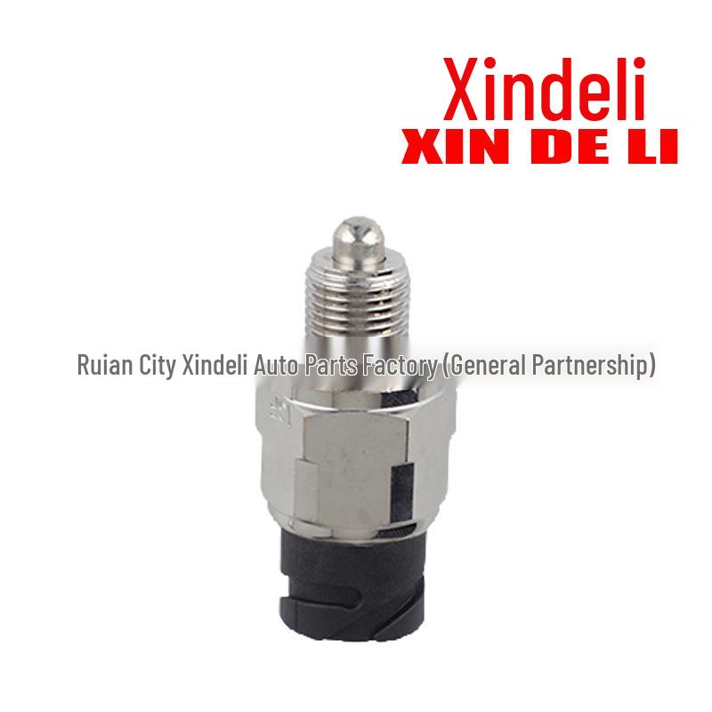Выключатель заднего хода для Dongfeng Tianlong Tianjin & Jiefang Xiaoj6l GX330212