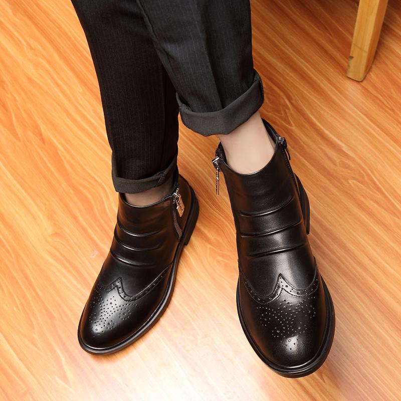 Брендовые мужские черные высокие кожаные ботинки для мужчин 2024 года, модная удобная повседневная обувь, мягкие и теплые зимние кожаные ботильоны