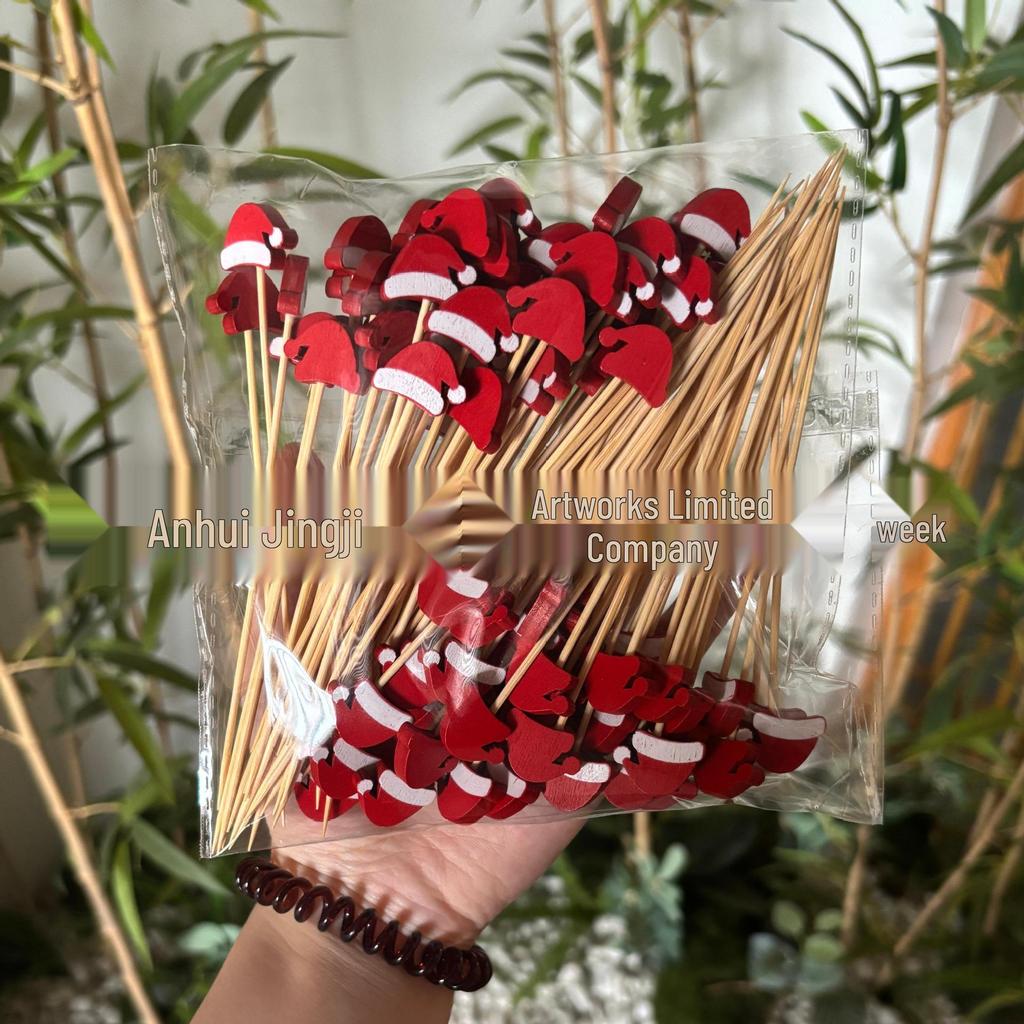 Бамбуковые шпажки для рождественских коктейлей и фруктов с Санта-Клаусом