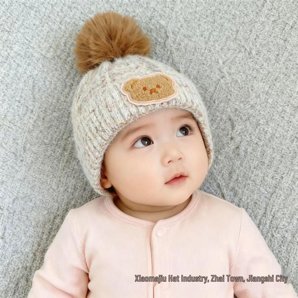 Cozy Autumn/Winter Knit Beanie for Boys and Girls – Cute Pom-Pom Bear Design