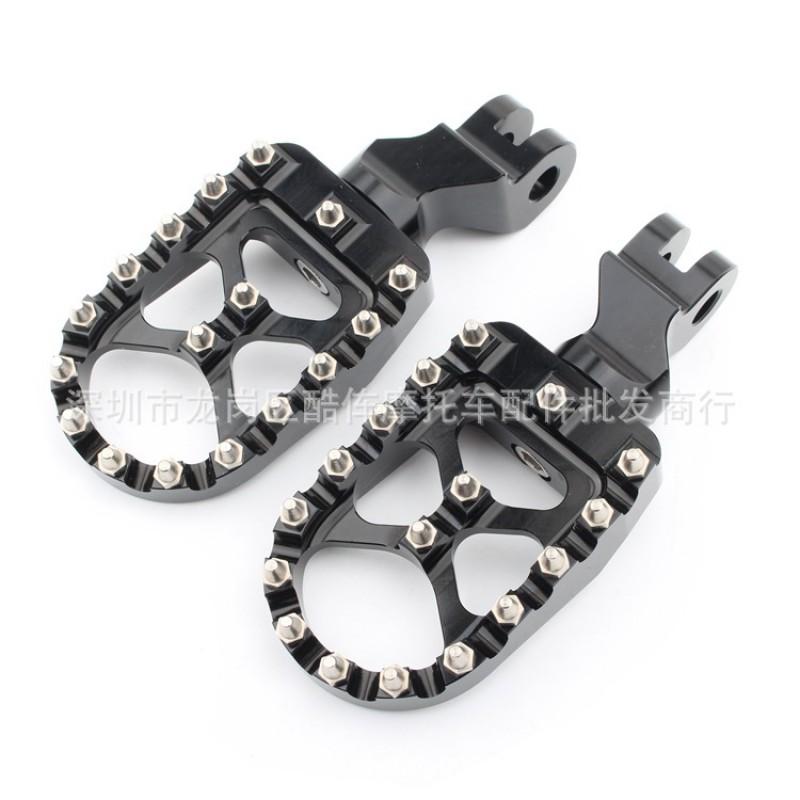 Front Foot Pegs Triumph Bonneville T100 T900 Scrambler 2001-2015 Motorcycle Aftermarket Replacement