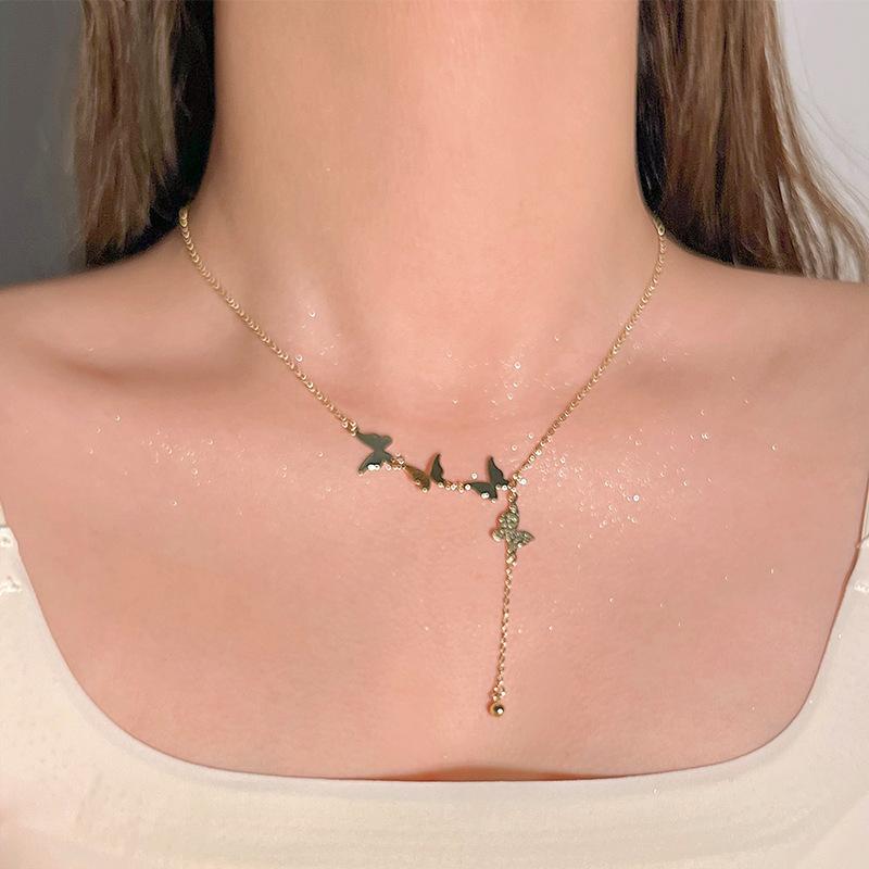 Простой темперамент Золотое колье-бини женское