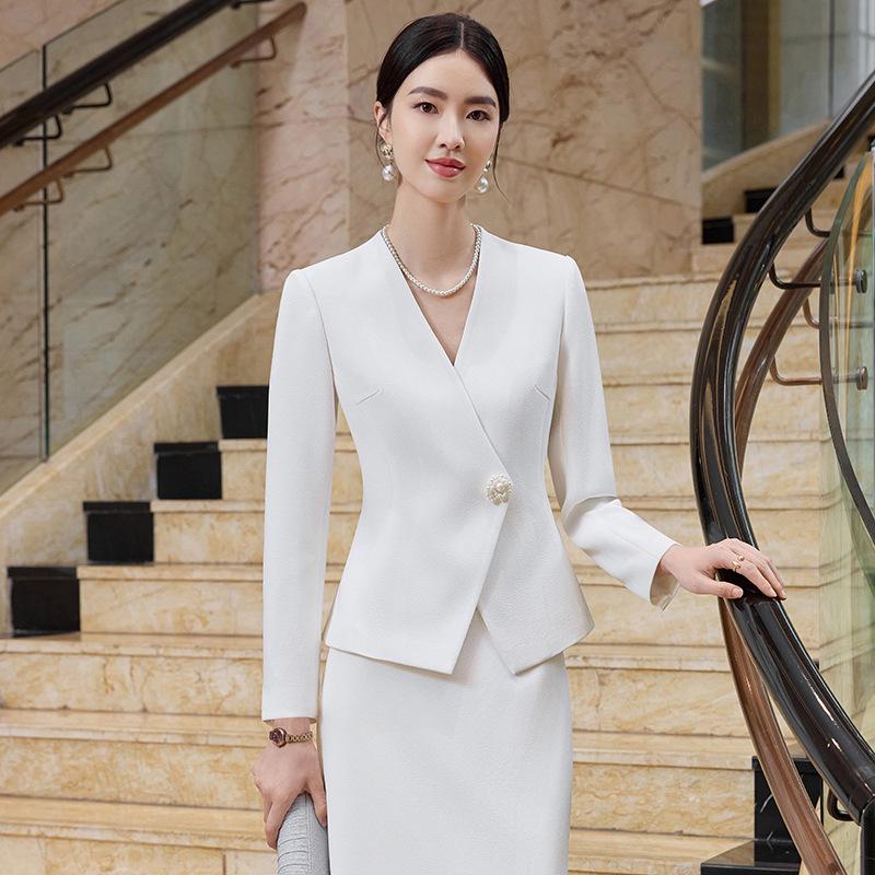 Elegant Apricot Women's Blazer Set: Chic Street Style, High-End Professional Suit